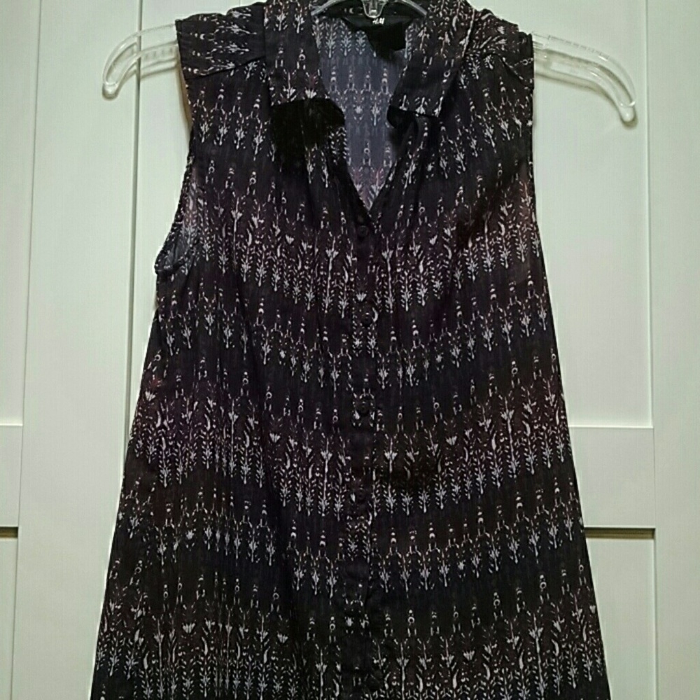 H&M Collared Hi-low Tank
